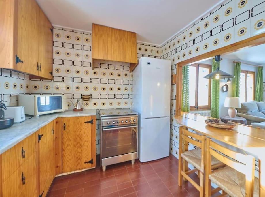 Casa L'Avet. El Vilar D'Urtx Escardacs エクステリア 写真